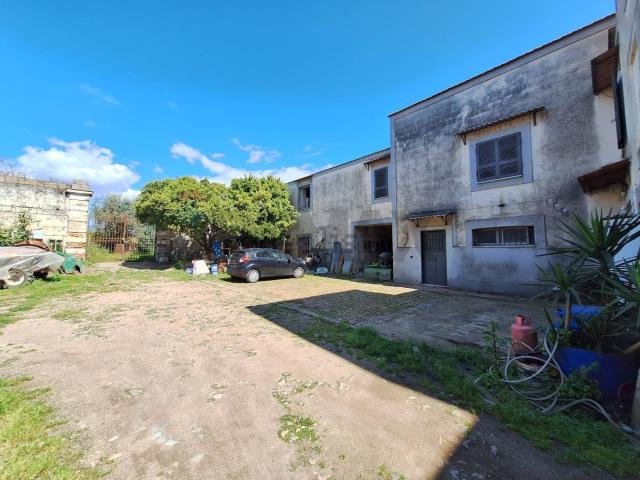 Appartamento in vendita di 90 m² in Via Ponte Annibale, 2