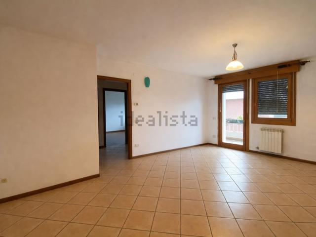 Appartamento in vendita di 90 m² in Via Polesine, 42