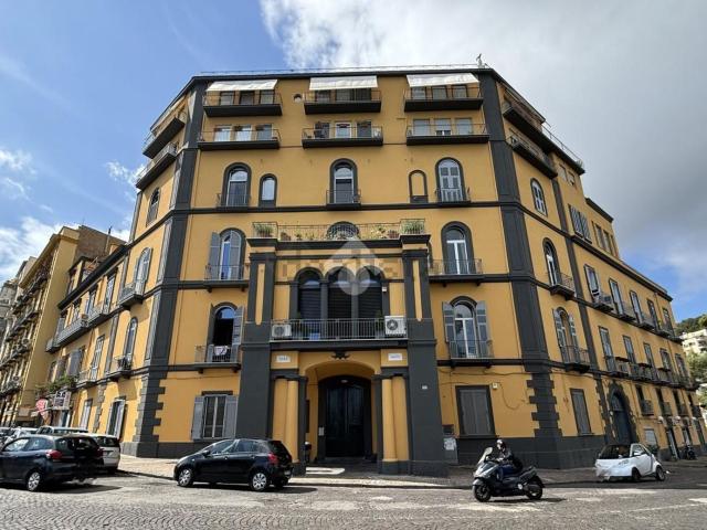 Appartamento in vendita di 90 m² in Via Posillipo, 196