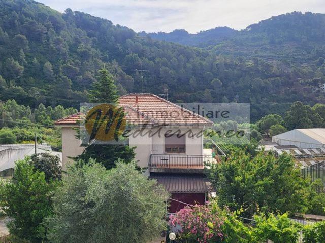 Appartamento in vendita di 90 m² in Via Provinciale