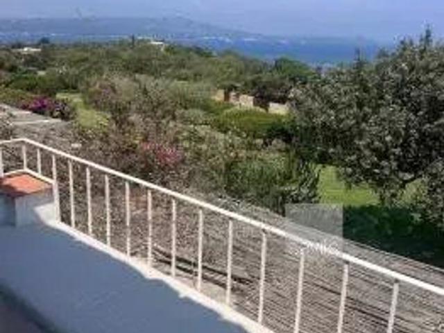 Appartamento in vendita di 90 m² in Via Punta Lada