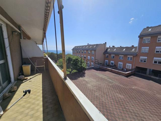 Appartamento in vendita di 90 m² in Via R. Negri