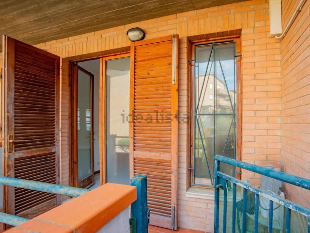 Appartamento in vendita di 90 m² in Via R. Panzieri