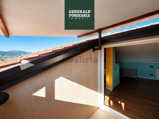 Appartamento in vendita di 90 m² in Via Radio, 23