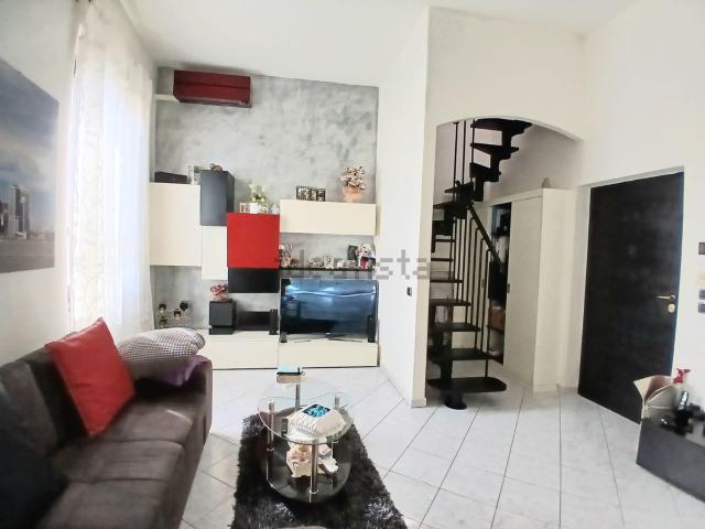 Appartamento in vendita di 90 m² in Via Renato Bruschi