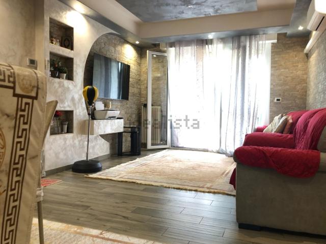 Appartamento in vendita di 90 m² in Via Renato Zani
