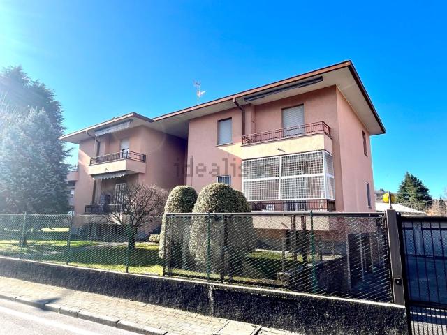 Appartamento in vendita di 90 m² in Via Rimembranze, 12