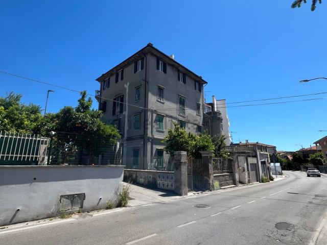 Appartamento in vendita di 90 m² in Via Rigopiano