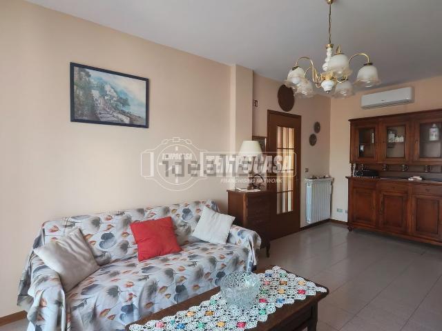 Appartamento in vendita di 90 m² in Via Risorgimento