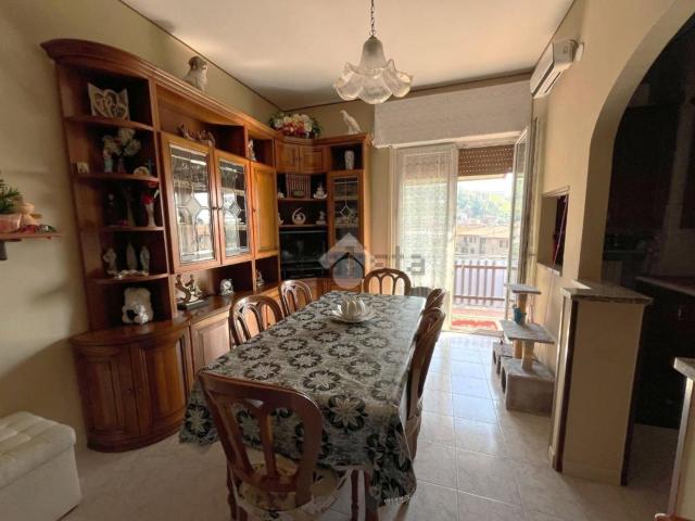 Appartamento in vendita di 90 m² in Via Roma, 1