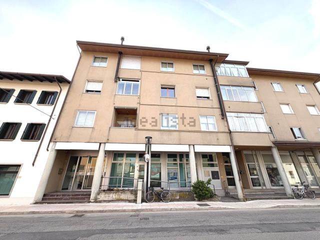Appartamento in vendita di 90 m² in Via Roma, 37