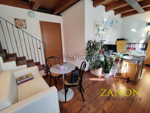 Appartamento in vendita di 90 m² in Via Roma