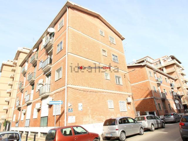 Appartamento in vendita di 90 m² in Via Roberto Ruffilli, 4