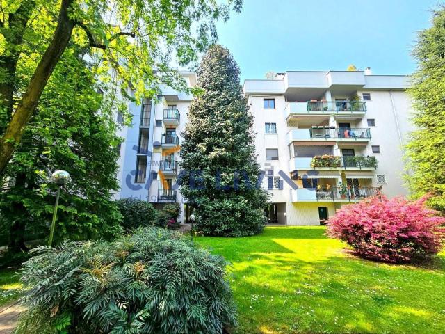 Appartamento in vendita di 90 m² in Via Rodolfo Morandi, 3