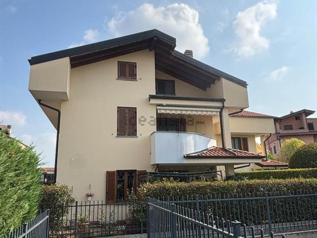 Appartamento in vendita di 90 m² in Via Rossini, 12