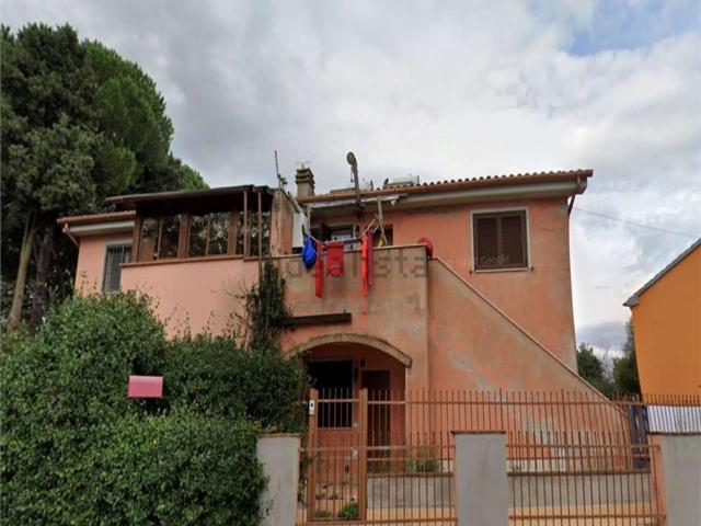 Appartamento in vendita di 90 m² in Via Rossini