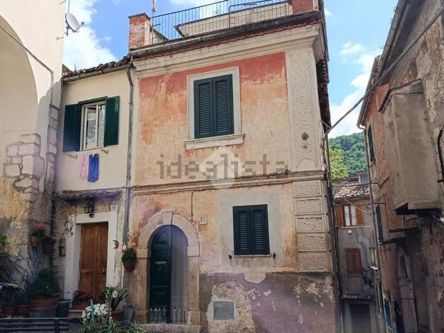 Appartamento in vendita di 90 m² in Via S. Benedetto, 51