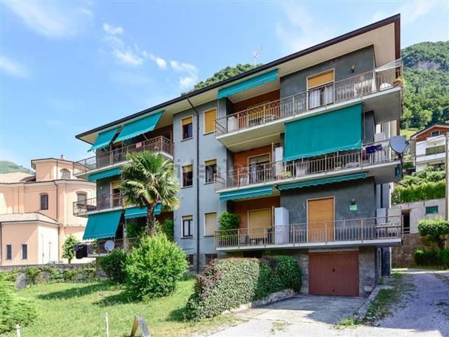 Appartamento in vendita di 90 m² in Via Sant&apos Ambrogio