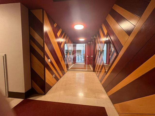Appartamento in vendita di 90 m² in Via Sant&apos Angela Merici, 18
