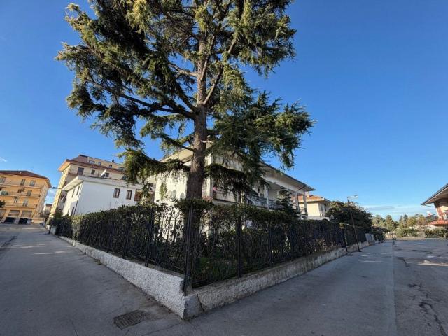 Appartamento in vendita di 90 m² in Via San Benedetto, 1