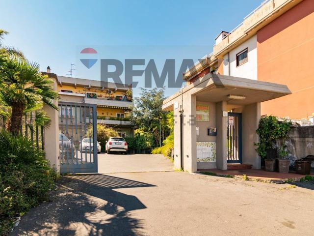 Appartamento in vendita di 90 m² in Via San Gregorio, 75
