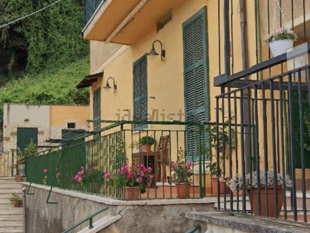 Appartamento in vendita di 90 m² in Via San Francesco Porta, 16