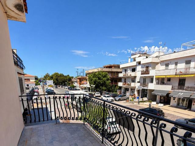 Appartamento in vendita di 90 m² in Via Sabaudia, 53