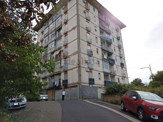 Appartamento in vendita di 90 m² in Via Salvatore Raccuglia, 2