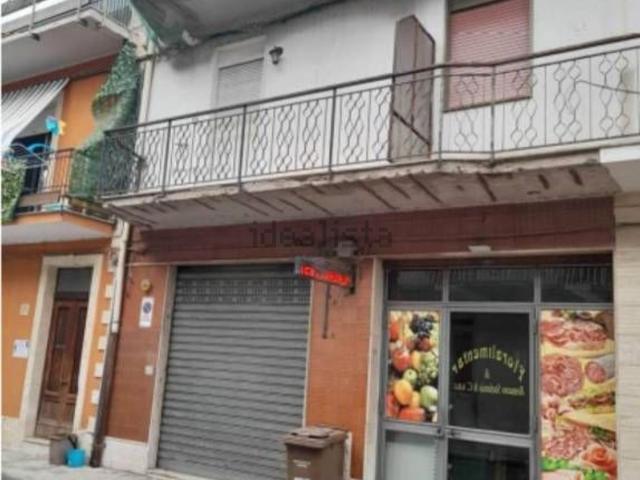 Appartamento in vendita di 90 m² in Via Salvatore Rizza