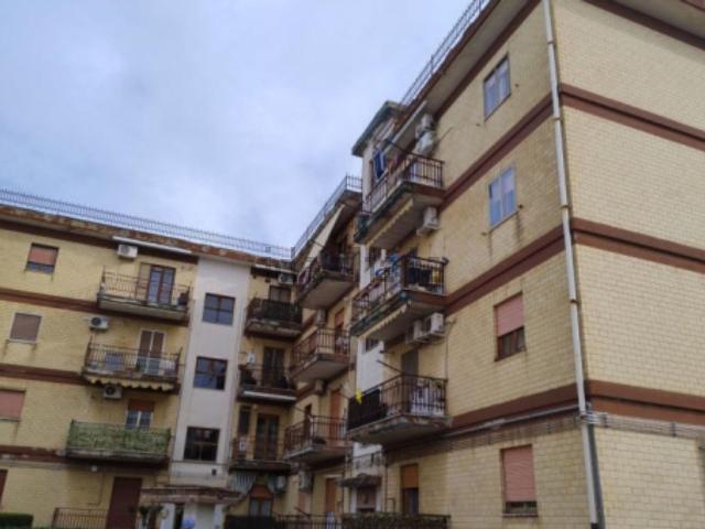 Appartamento in vendita di 90 m² in Via Salvo D&apos Acquisto