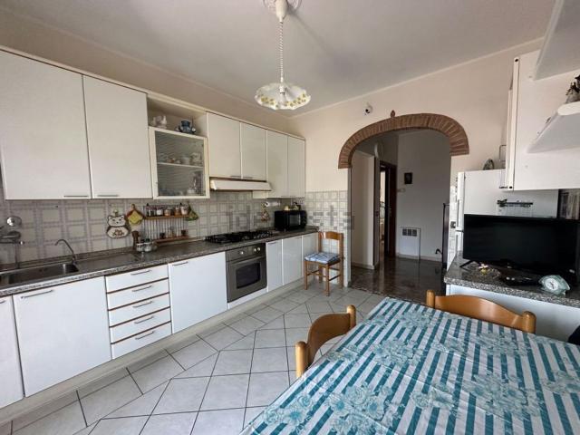 Appartamento in vendita di 90 m² in Via Sardegna, 21