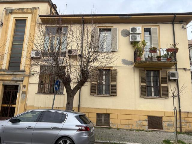 Appartamento in vendita di 90 m² in Via Savoia, 16