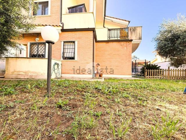 Appartamento in vendita di 90 m² in Via Sessa Aurunca, 1