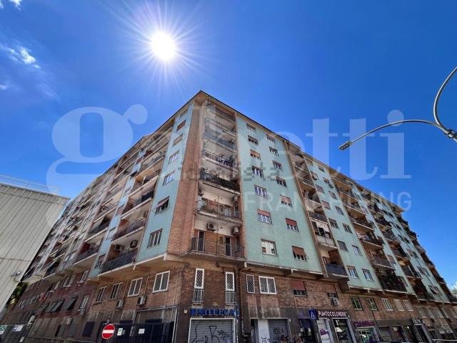 Appartamento in vendita di 90 m² in Via Silvio D&apos Amico, 28