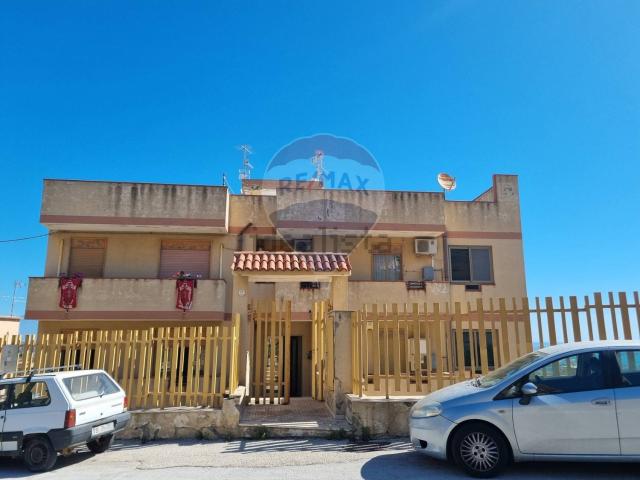 Appartamento in vendita di 90 m² in Via Siracusa, 27
