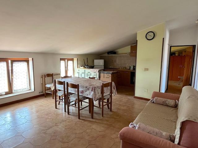 Appartamento in vendita di 90 m² in Via Socciarelli Felice