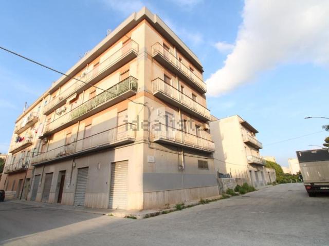 Appartamento in vendita di 90 m² in Via Socrate, 9