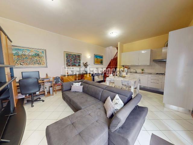 Appartamento in vendita di 90 m² in Via Superga