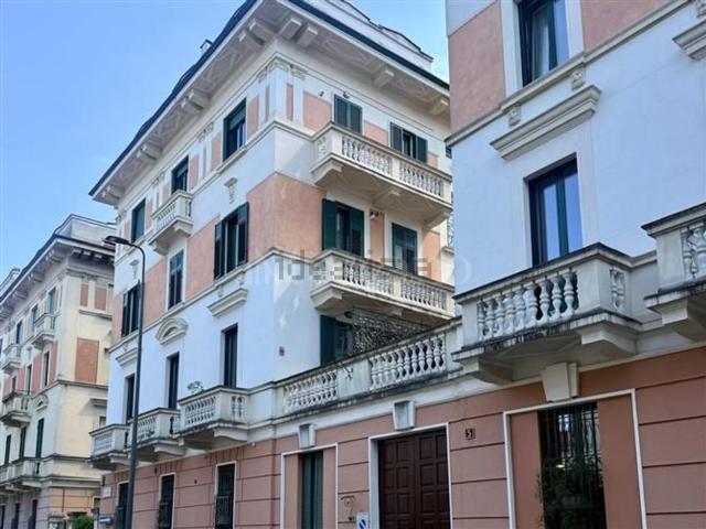 Appartamento in vendita di 90 m² in Viale Marche