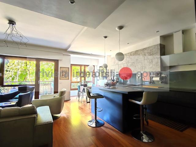 Appartamento in vendita di 90 m² in Viale Nino Bixio