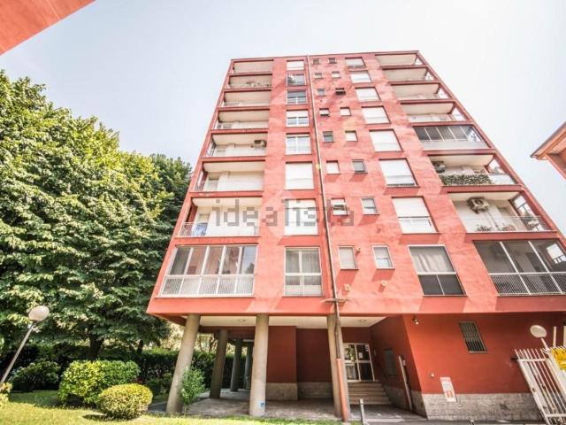 Appartamento in vendita di 90 m² in Viale Omero, 16