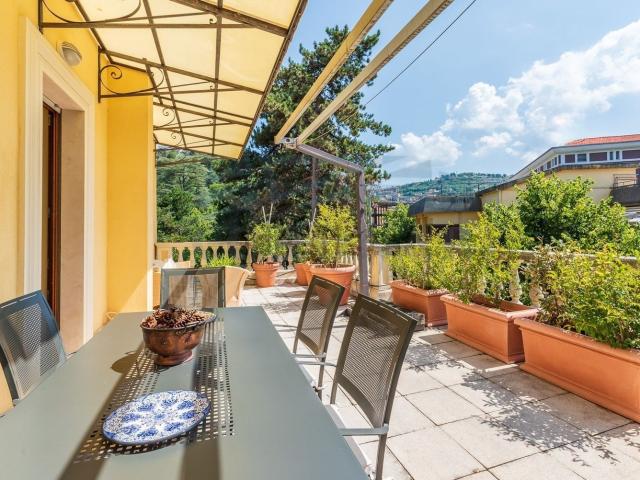 Appartamento in vendita di 90 m² in Viale Alessandro Casalini