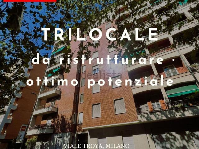 Appartamento in vendita di 90 m² in Viale Carlo Troya, 9