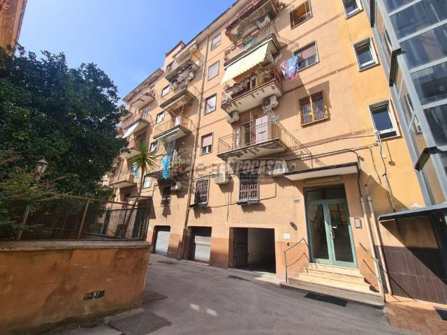 Appartamento in vendita di 90 m² in Viale Colli Aminei, 11