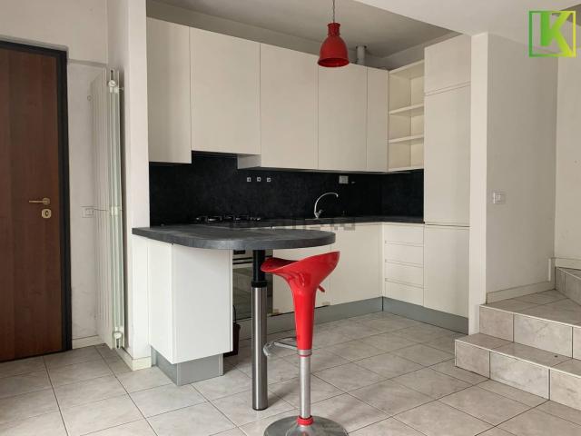 Appartamento in vendita di 90 m² in Viale Como, 21