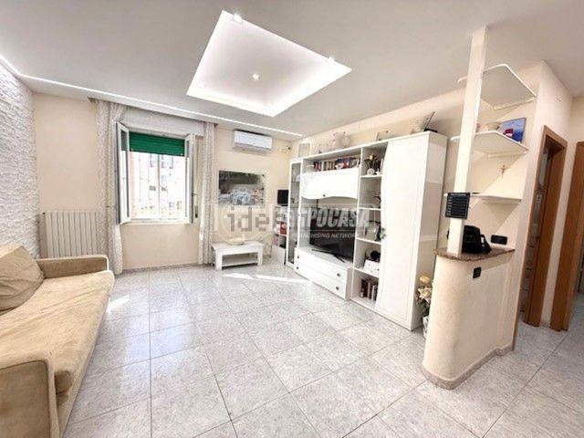 Appartamento in vendita di 90 m² in Viale degli Aviatori