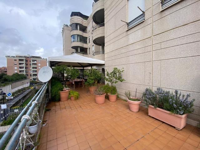 Appartamento in vendita di 90 m² in Viale Degli Astri