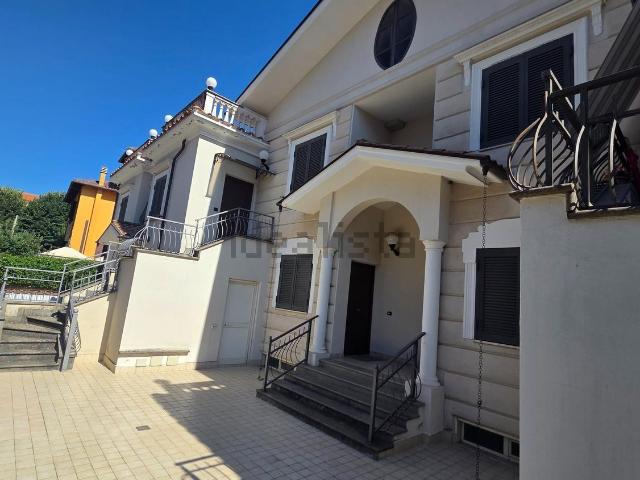 Appartamento in vendita di 90 m² in Viale Giorgioli
