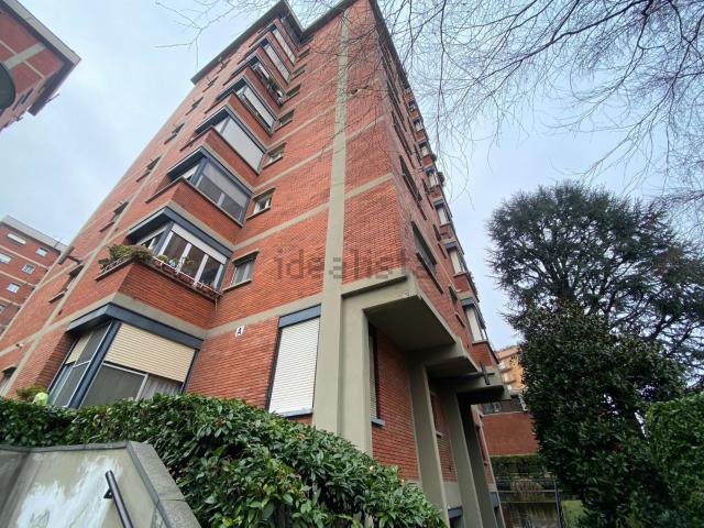 Appartamento in vendita di 90 m² in Viale Giovanni Suzzani, 273