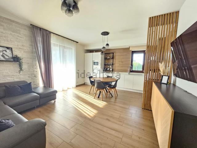 Appartamento in vendita di 90 m² in Viale Ignazio d&apos Addedda, 13
